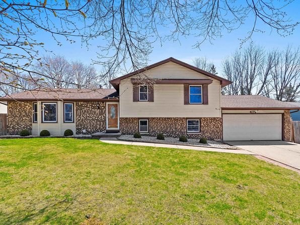 479 Edelweiss Dr, Green Bay, WI 54302