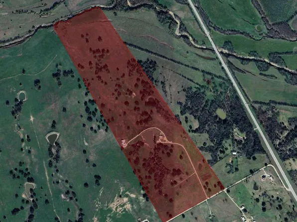 395-452 County Road 470, Lott, TX 76656