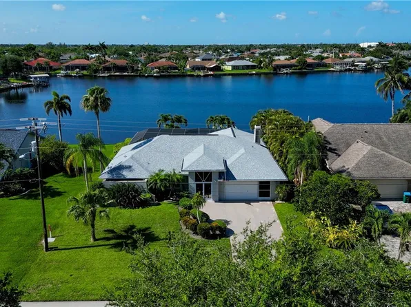 2022 Four Mile Cove Pkwy, Cape Coral, FL 33990