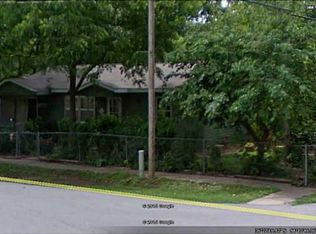 202 SW C St, Bentonville, AR 72712