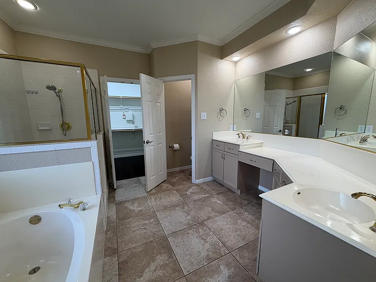 109 Belmont Place Cir — Photo 12