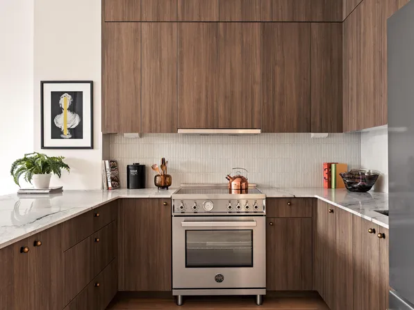 103 Putnam Avenue image 1 of 12