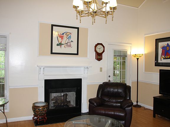 2nd image of 4081-204 Riverlook Pkwy SE #13