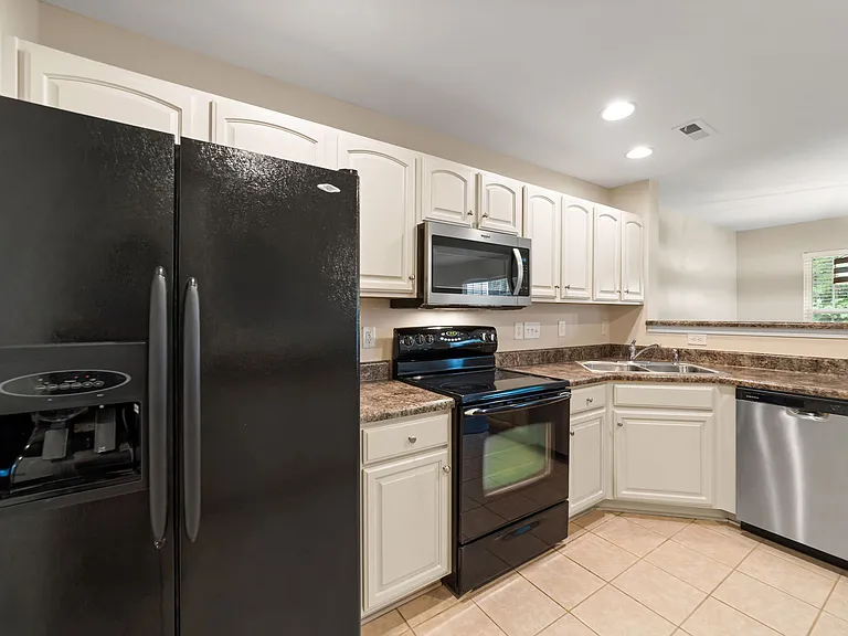 235 Blue Robin Way — Photo 6