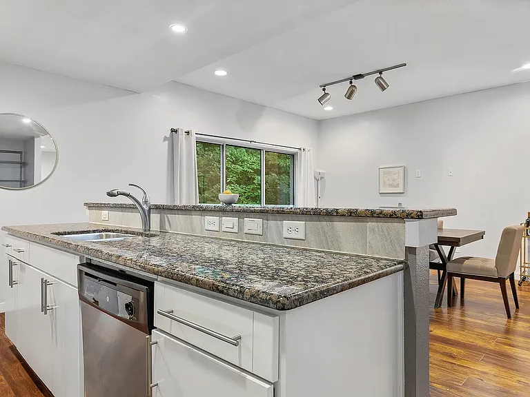 503 Swanee Dr #13 — Photo 23