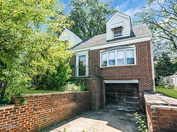 2nd image of 6 Webster Avenue