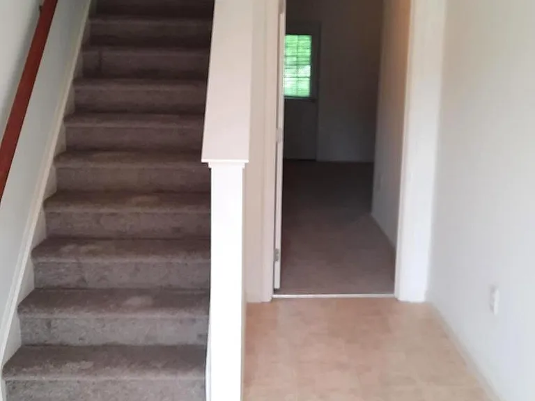 809 Admirals Quay Dr — Photo 3