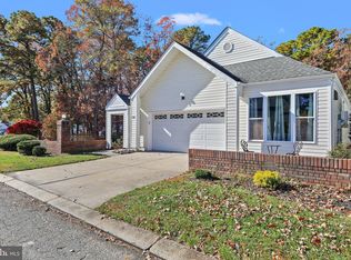 100 Deerfield Dr, Manahawkin, NJ 08050