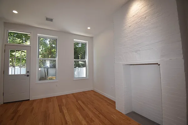 Rented by Stuyvesant Heights Realty Corp | media 5