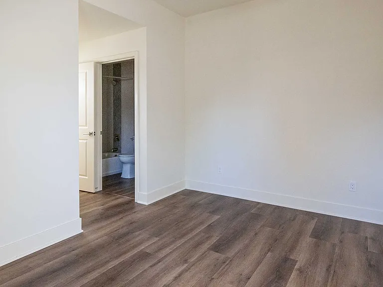 1442 Forest St — Photo 22