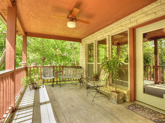 4th image of 2779 Edgegrove