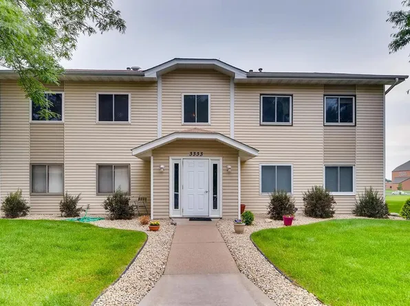 3333 Nevada Ave N #3302, Crystal, MN 55427