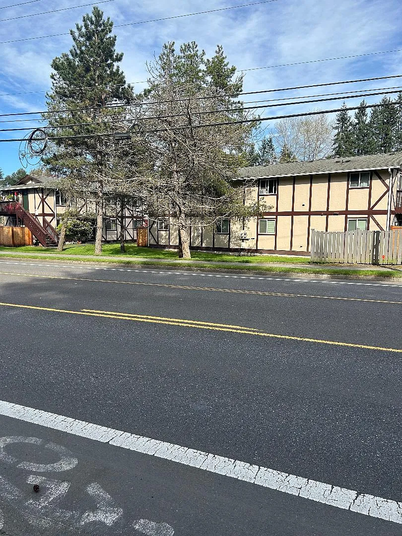 Cedar Terrace — Photo 3