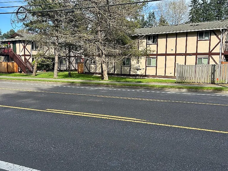 Cedar Terrace — Photo 3