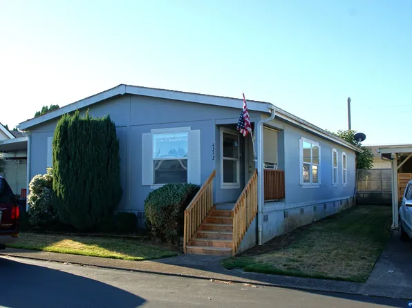 4252 Lemon St NE, Davis, OR 97305