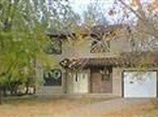 1601 Rose Ln, Storm Lake, IA 50588