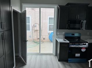 2565 Pleasant St, Riverside, CA 92507