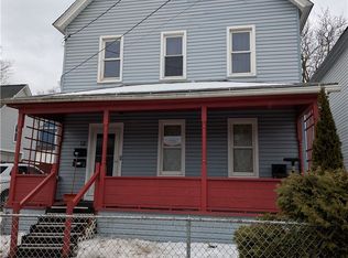 12 Ashley Pl, Lockport, NY 14094