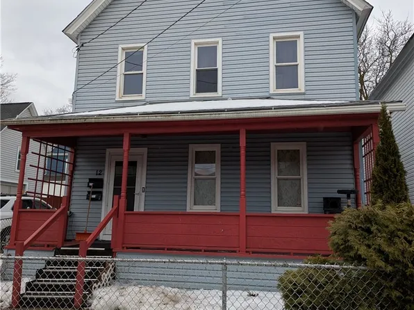 12 Ashley Pl, Lockport, NY 14094