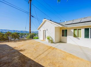 7960 Denivelle Rd #A, Sunland, CA 91040