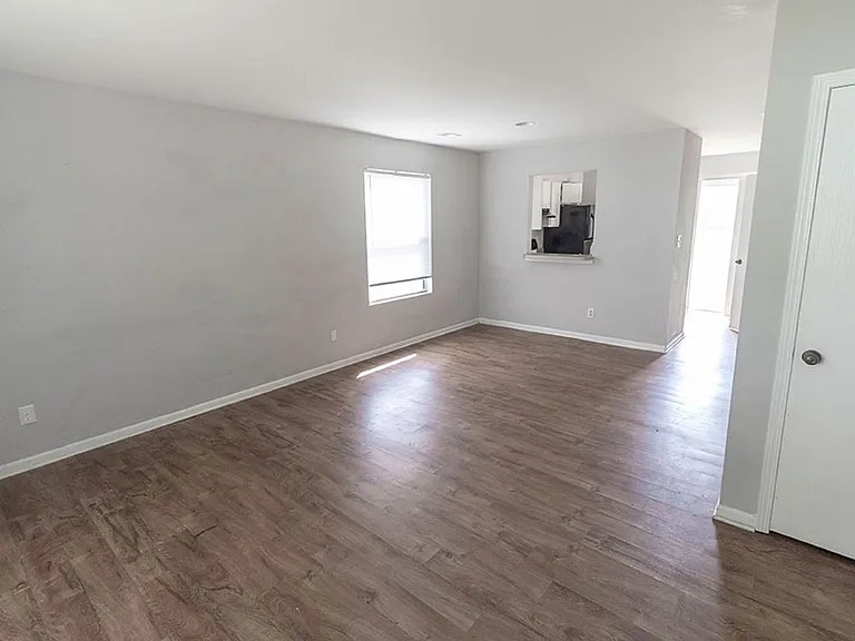 3283 S Brampton Ct — Photo 3