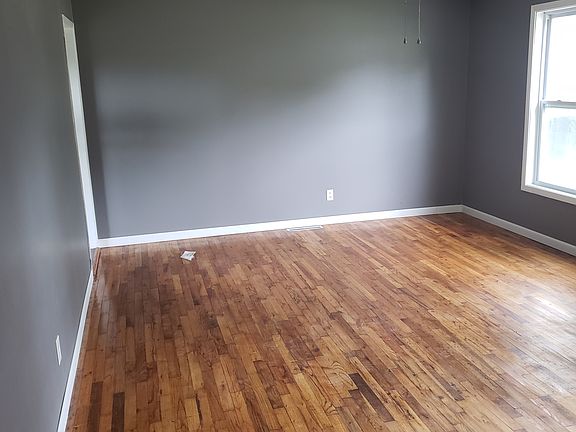 3rd image of 7417 S 69th St