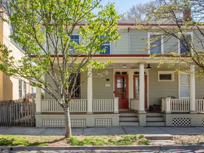 49 Buttonwood St, Lambertville, NJ, 08530