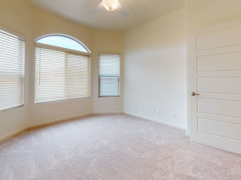 2350 S Olivewood #106 — Photo 11