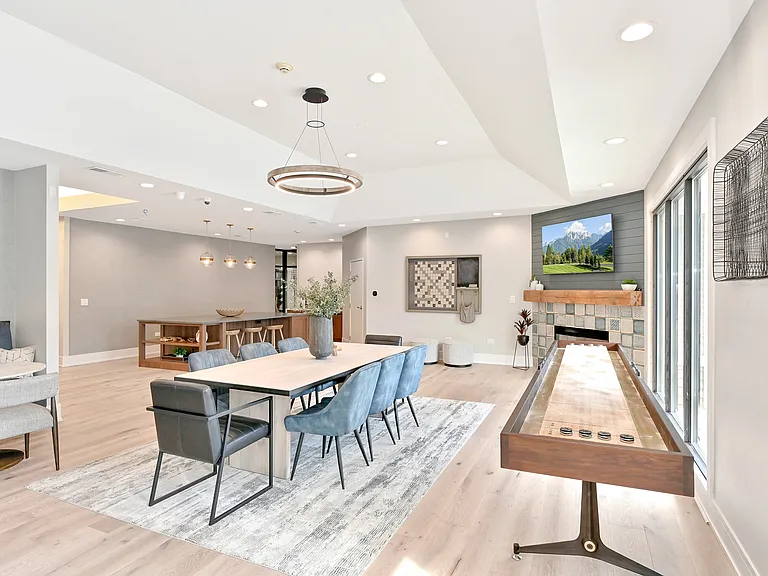 Farmington Lakes Apartments — Photo 4