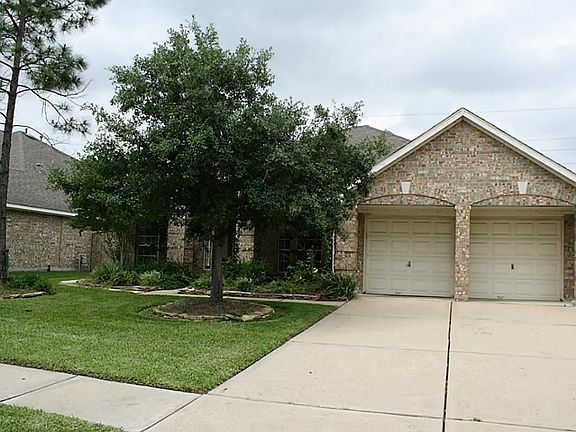 2nd image of 3411 Beacon Hill Dr