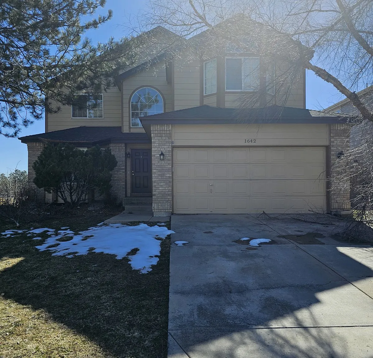 5 bed, 4.0 bath, 3439 sqft, $3,300 — Photo 1