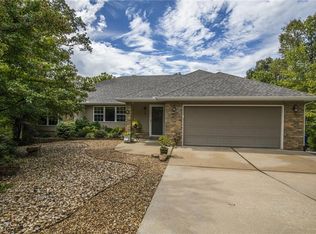 6 Hurd Ln, Bella Vista, AR 72715
