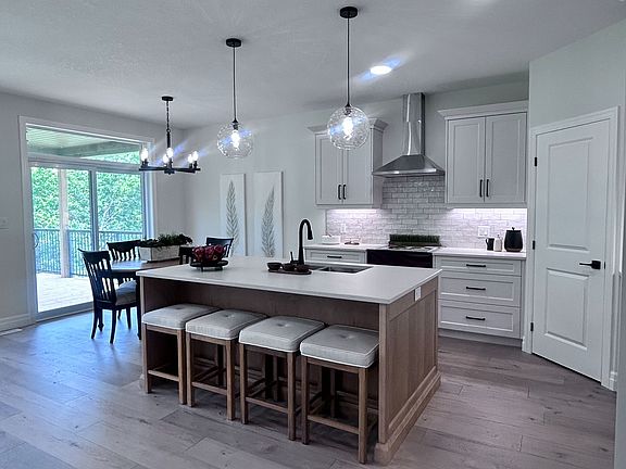 5th image of 35 Old Course Rd