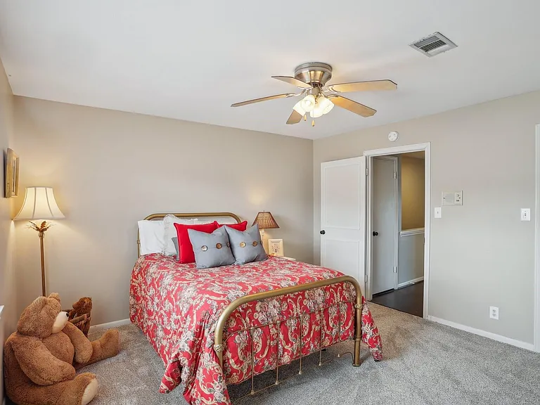 6355 Del Monte Dr #64 — Photo 18