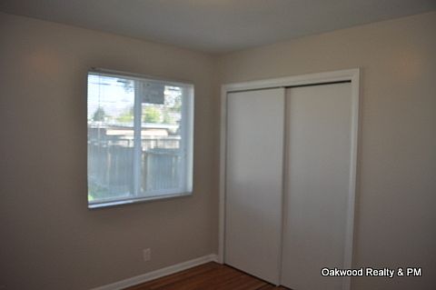 2nd image of 995 E Hillview Dr #995
