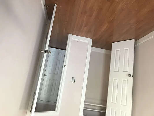 Rented by Virtual Real Estate | media 12