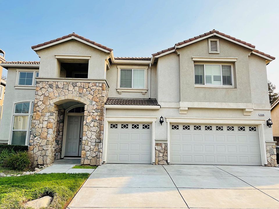 1st image of 2506 Promenade Way