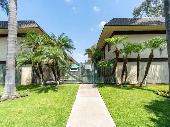 Regina Apartments