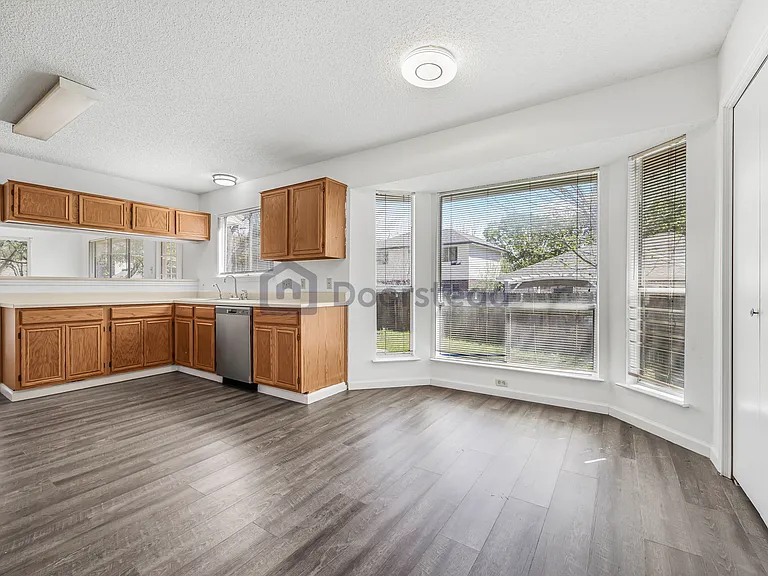 4707 Fallenash Dr — Photo 25