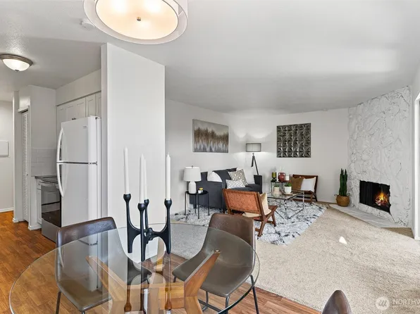 12611 NE 145th Place #H81, Kirkland, WA 98034