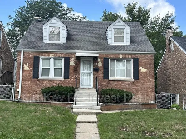 18116 Wildwood Ave, Lansing, IL 60438
