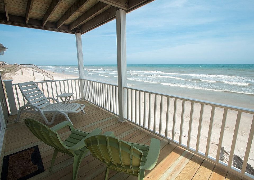 Oceanfront Spectacular