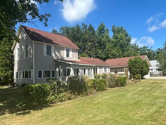 4th image of 6469 Mill St