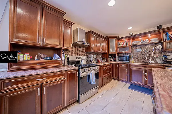 Rented by Scott Williams Realty LLC | media 15