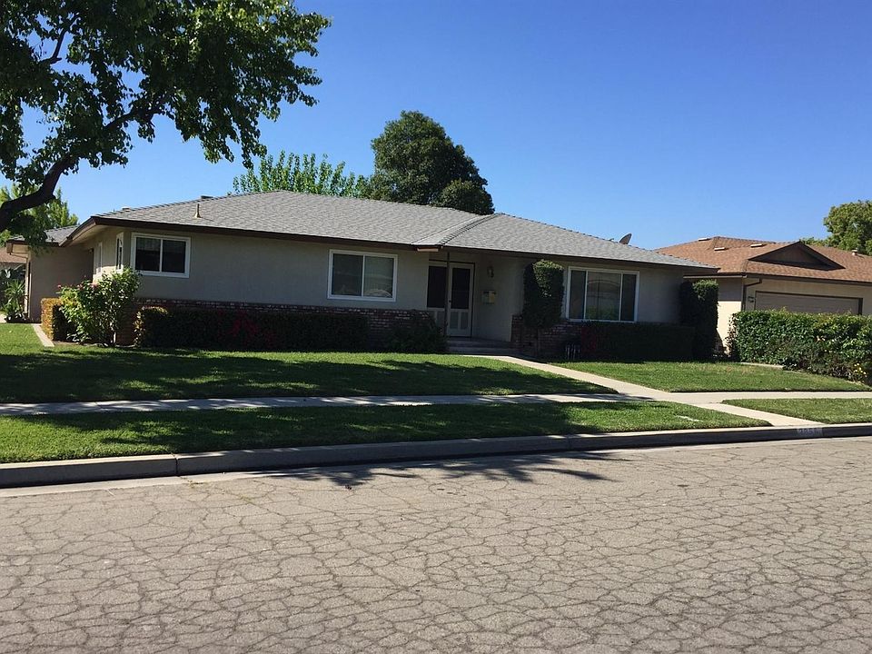 2nd image of 2659 E Fremont Ave