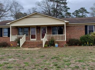 177 Bass Lake Rd, Clinton, NC 28328