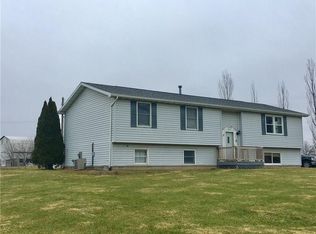 8221 County Road 101, Belle Center, OH 43310