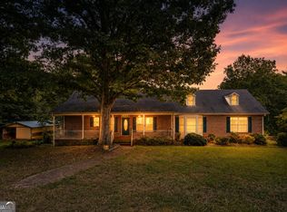 25 Loon Ln, Ball Ground, GA 30107