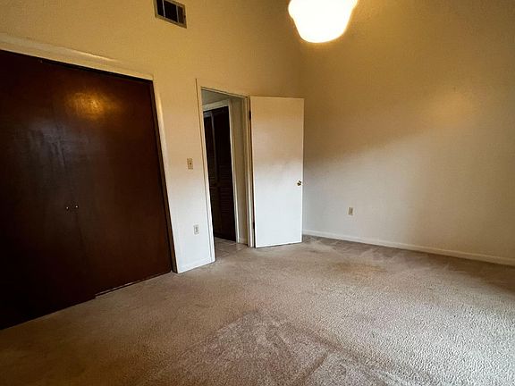 5th image of 127 Scottwood Dr
