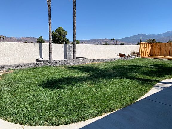 4th image of 41654 Lori Ln